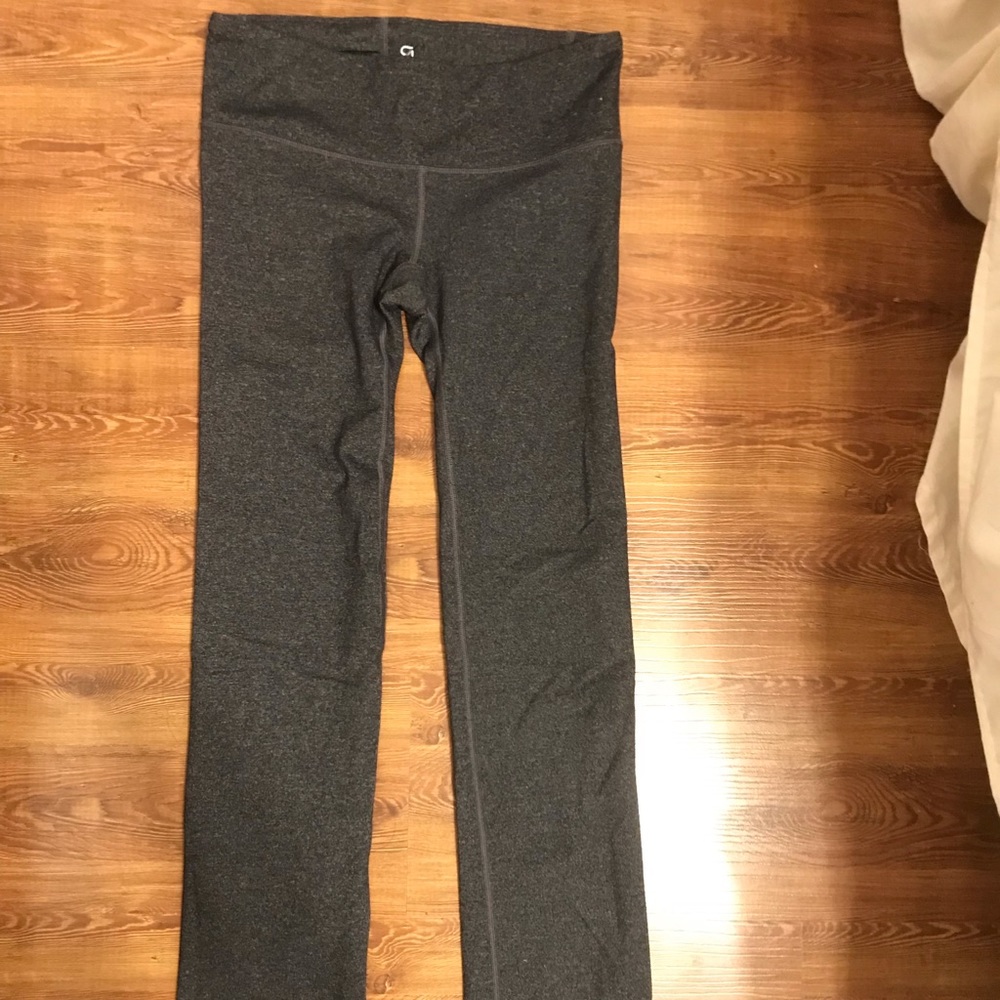 Gap Slim Straight Leggins